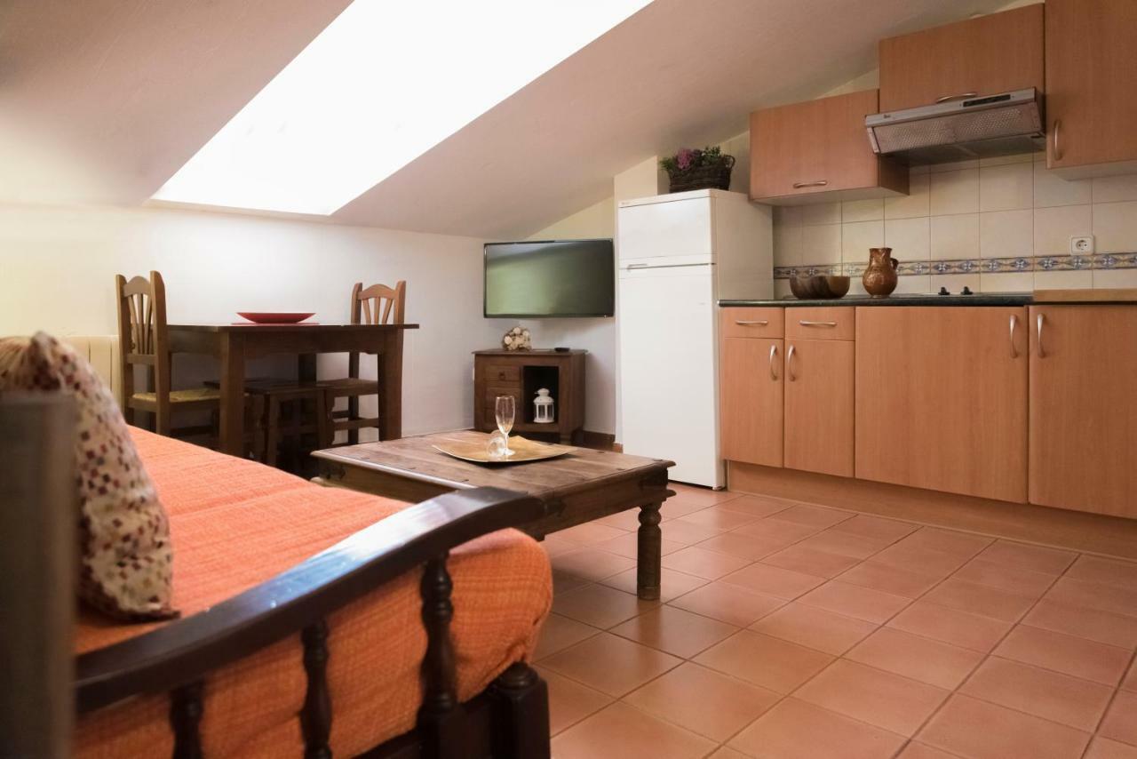 Apartamento 2 4/6 Pax Casa Rural El Sauce. A 2,5 Km De Cuenca Capital Nohales Exteriör bild
